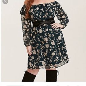 Off shoulder Torrid mid knee dress
